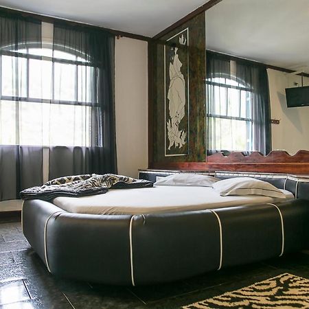 Motel Play Love Petrópolis Eksteriør billede