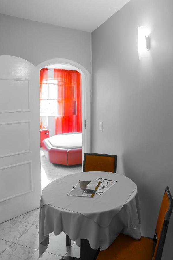 Motel Play Love Petrópolis Eksteriør billede
